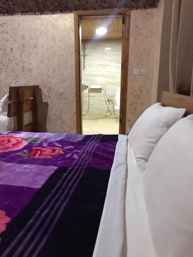 Wadi Rum Quiet Village Camp Esterno foto