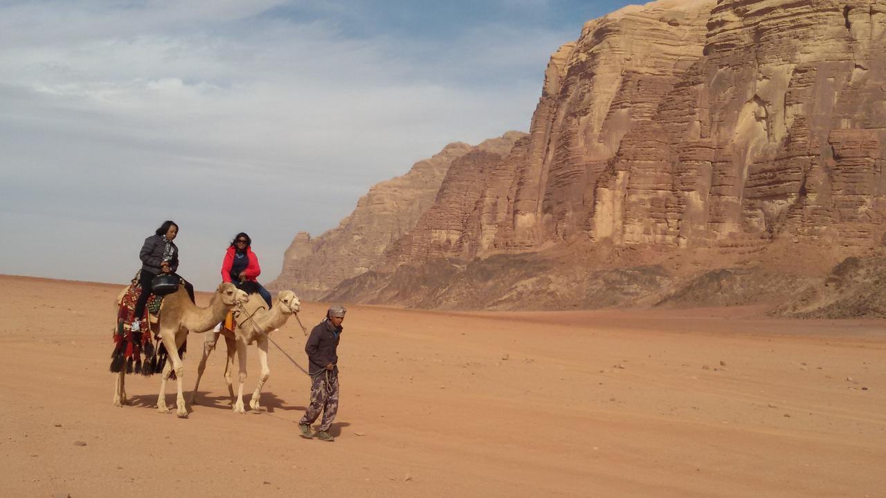 Wadi Rum Quiet Village Camp Esterno foto